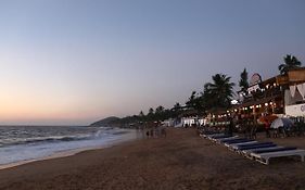 Fabhotel Anjuna Beachfront Goa